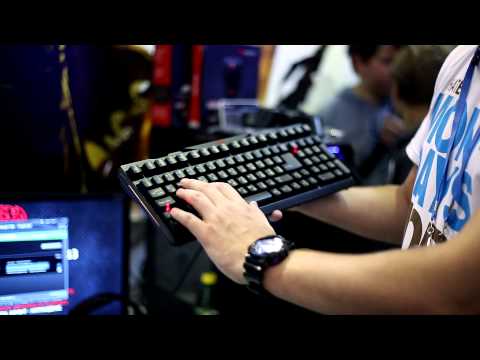 Игромир 2013! Смотрим на игровую клавиатуру Tt eSPORTS Meka!